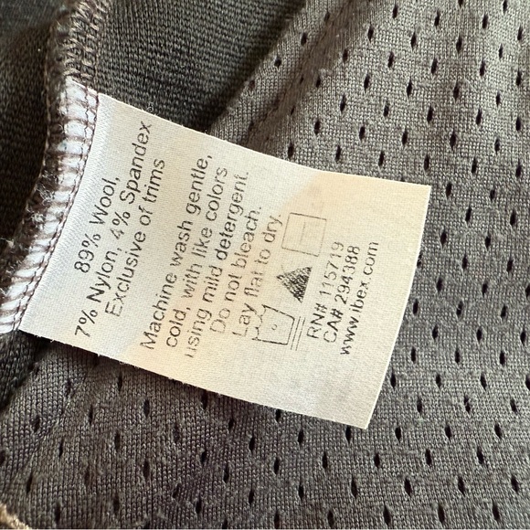 Ibex Brown Zip Up - Made in the USA with side pockets - Picture 6 of 9